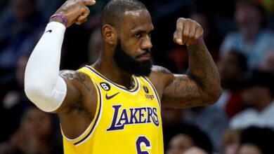 LeBron James cumple 41 años y se acerca el final de su carrera en la NBA